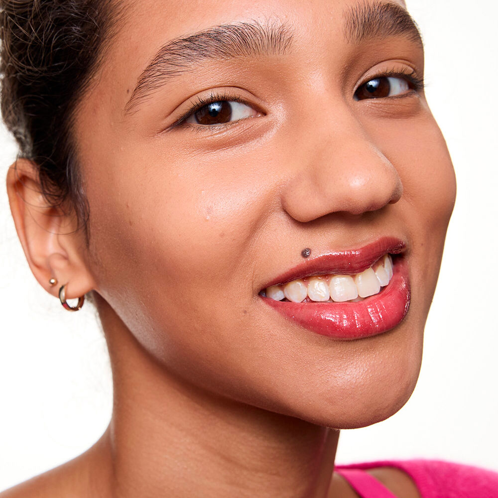 Essence Hydra Kiss Lip Oil