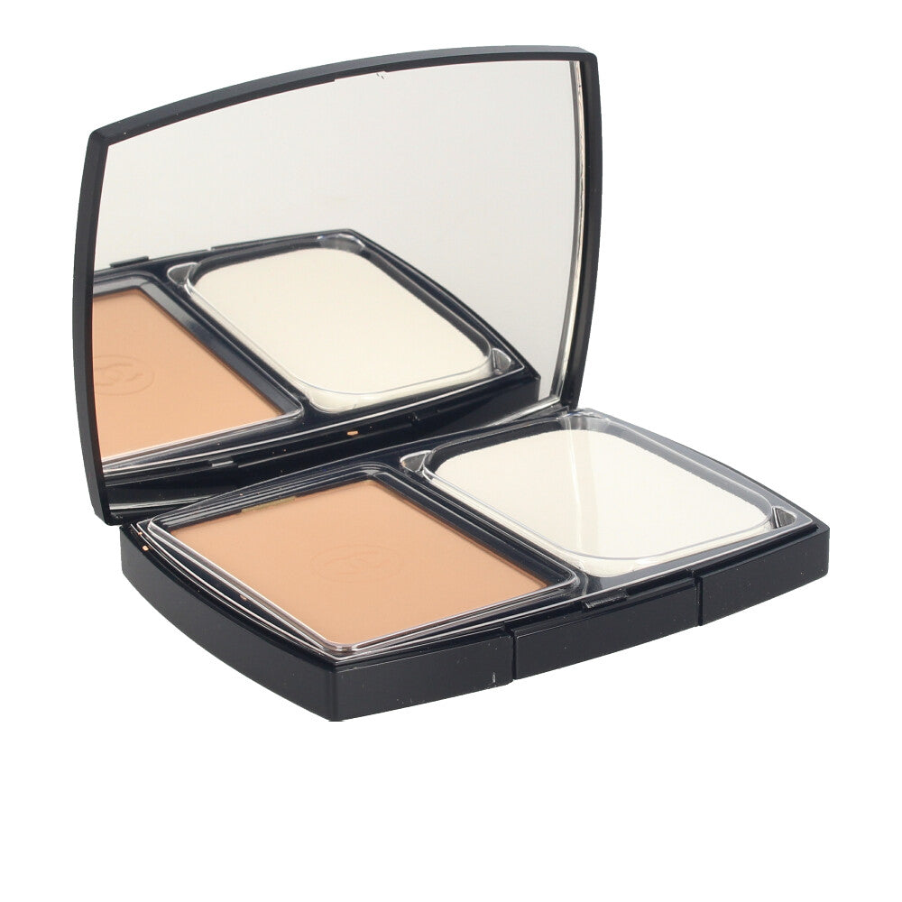 Chanel Ultra Le Teint Compact SPF15 