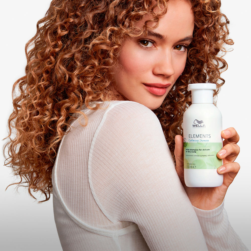 Wella Professionals Elements Natural Soothing Shampoo for Dry Or Delicate Scalp 1000 ml