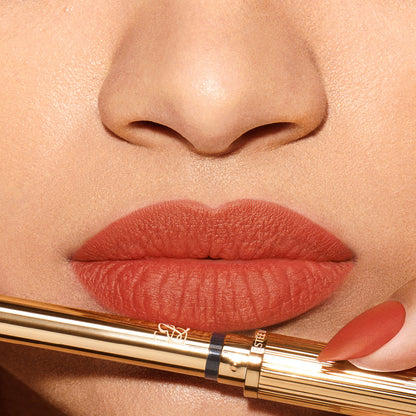 Estée Lauder Pure Color Explicit Matte Lipstick 