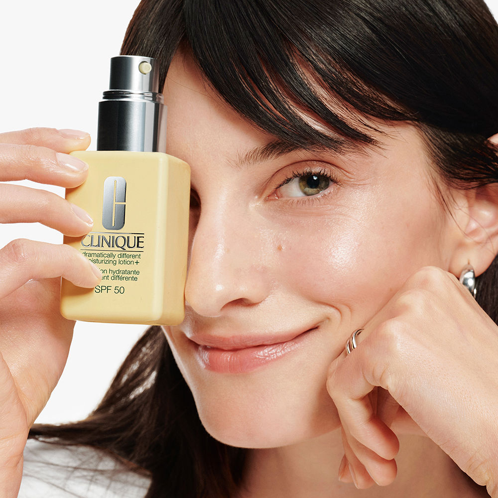 Clinique Dramatically Different Moisturizing Lotion+ SPF50 75 ml
