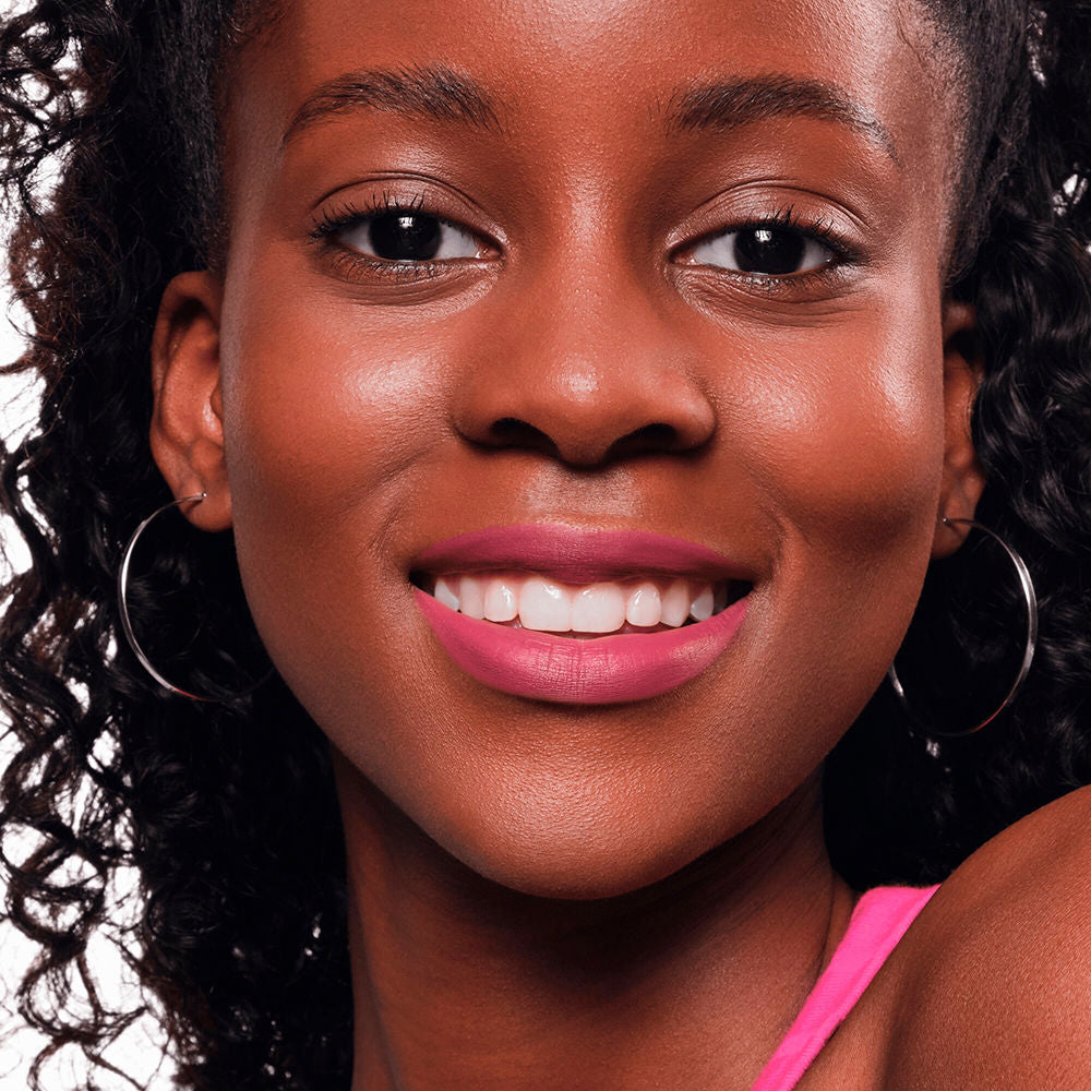 Essence 8h Matte Comfort Lip Liner 