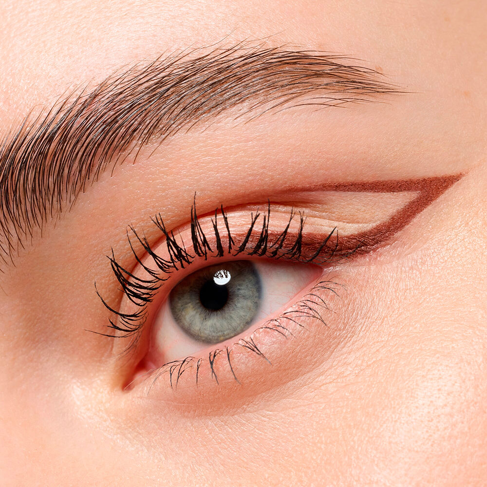 Essence Long-Lasting 18h Waterproof Eyeliner Pencil 