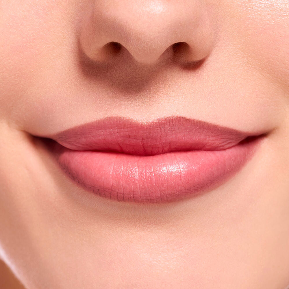 Essence 8h Matte Comfort Lip Liner 