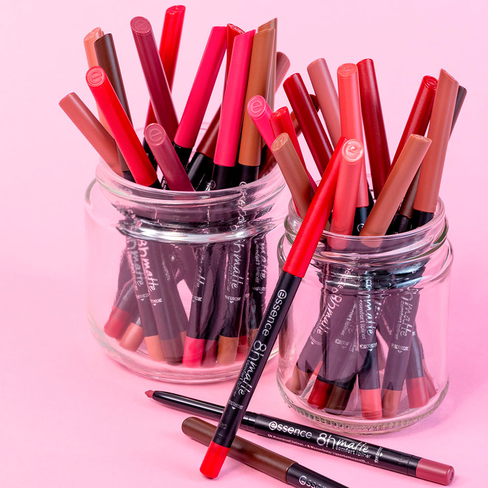 Essence 8h Matte Comfort Lip Liner 