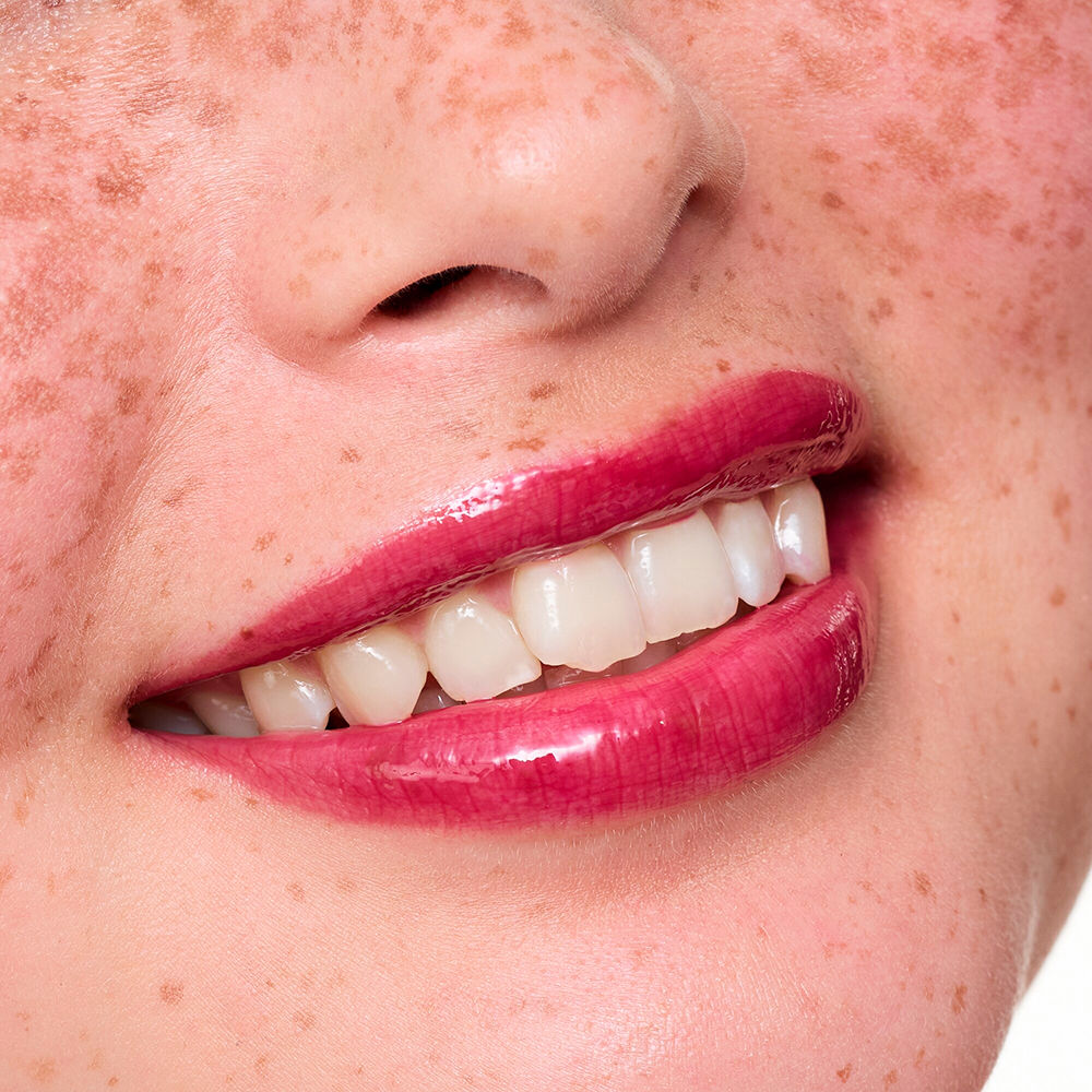 Essence The Super Peptide Lip Treatment 