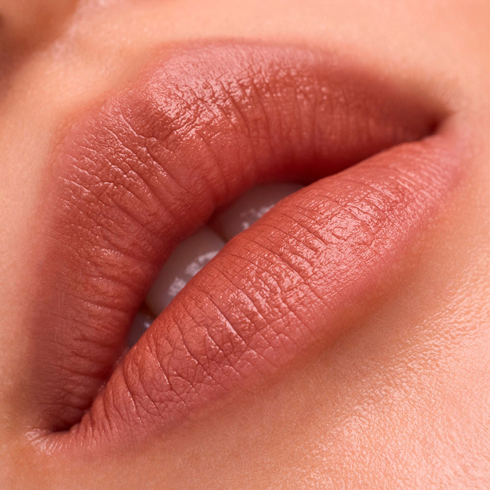 Catrice Blur-Real Cream Lipstick with Powder Effect 